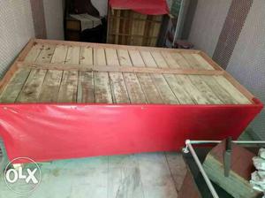 New condition heavy table 7+4 size for sale