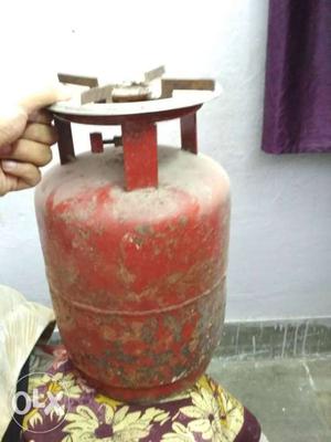 2 Red Burners With 5 kg Cylinder