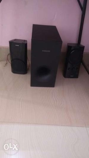 Boofers with amplifier of samsung
