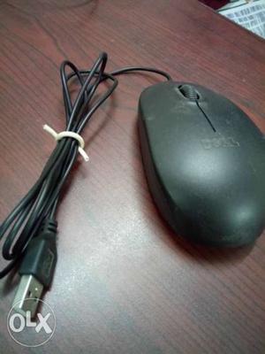 Dell mouse in average condition, urgent selling,