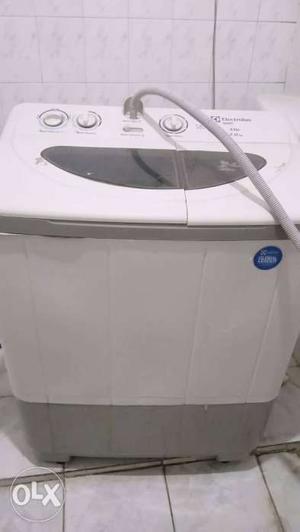Electrolux top entry semi automatic with washing