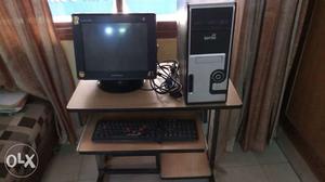 HDD 160 Ram 32GB with Samsung monitor and