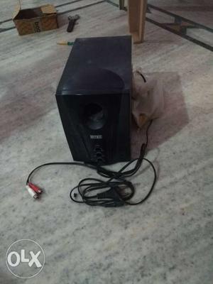 Intex watt woofer with 2 nos speaker in good