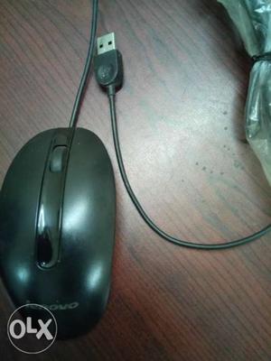 LENOVO mouse in very good condition, all keys