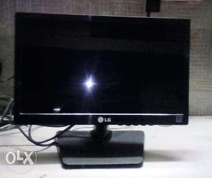LG Computer Screen(LED) --16 inch