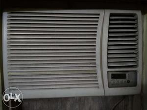 LG window a/c in excellent condition with 1.5 टन no.