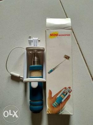 Teal And White Mini Monopod With Box