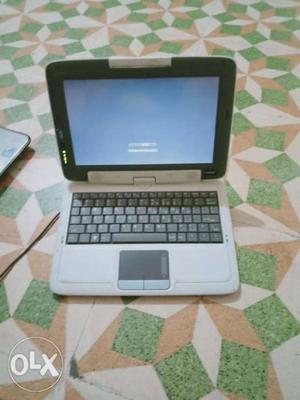 Touch screen mini laptop Intel atom