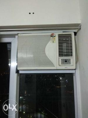 Voltas air conditioner 1.5 ton good working