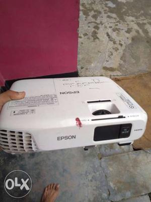 White Epson LED Projector