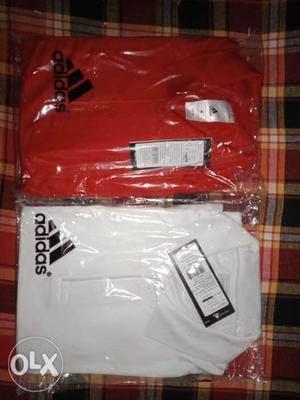 Addidas T Shirt 2pc Red and White L Size