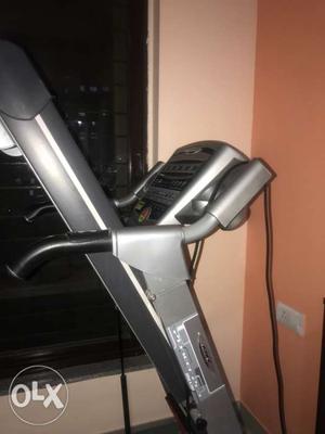 Bh fitness fully automatic treadmil in very good condition