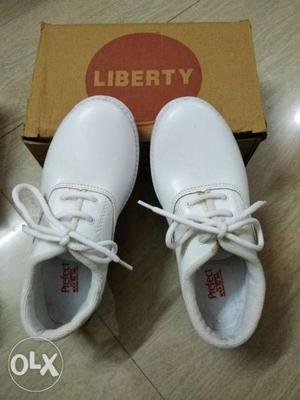 Boys New School Shoes (Prefect from Liberty) Size 13