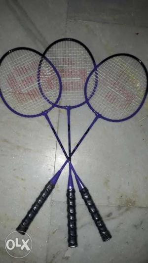 Branded badminton bats (3 pieces) with bag