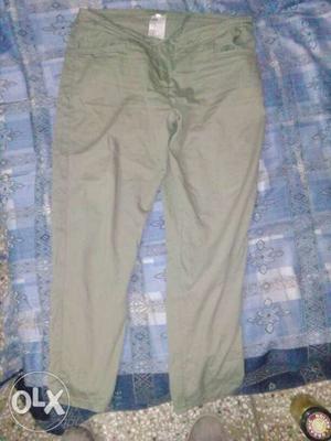 Cargo Olive green pant for girls waist 32 ==grab