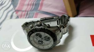 Timex Round Chronograph Watch with alarm function and Link