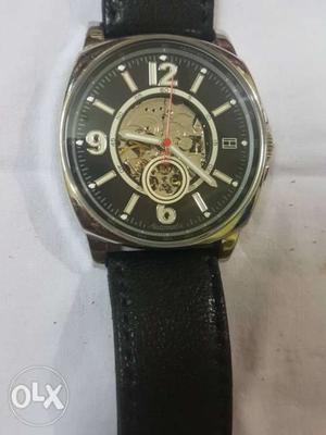 Tommy Hilfiger automatic watch in good condition