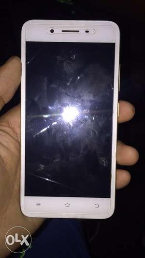 Vivo  Good condition Only 4 months old No