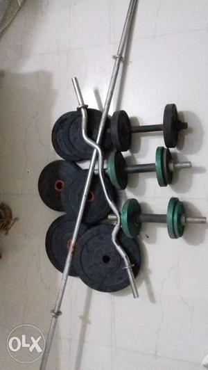 35 kgs - plates, dumbells & rods