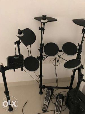 Black And Gray Drum Pad Set