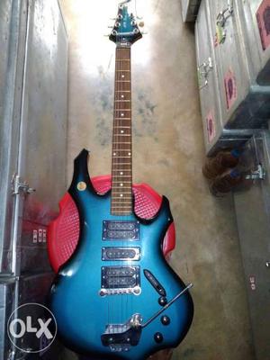Blue SunBurst 1year old Double-cutaway Electric Guitar