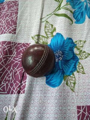 Cricket ball for sell interested person kindly