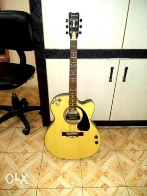 Guitar Semi Accoustic Guitar New Condition in