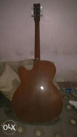 Guitar almost new never used