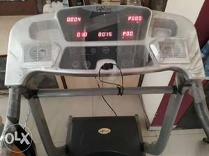 Lifeline treadmill with inclined function..in