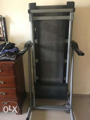 OMA Treadmill for Sale in Santa Cruz West Mumbai