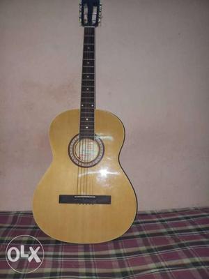 Orignal pluto guitar. best condition with new