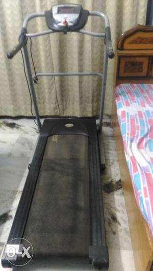 Treadmill(PRO FIT)