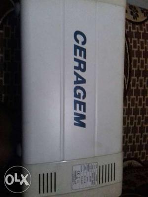 White Ceragem Electronic Home Appliance