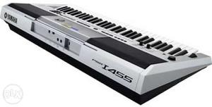 Yamaha I455 Electric Keyboard