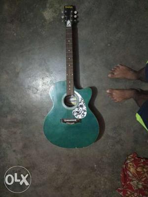 A new guitre 30 days use only