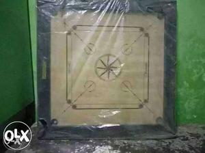 Black And Brown Carrom Board With Pack