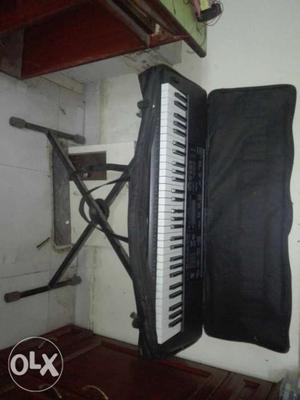 Black Electronic Keyboard With Stand