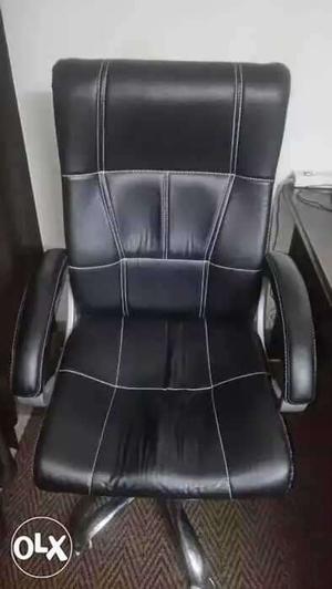 Boss Chair In Excellent Condition. Just 2 month