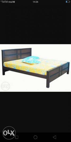 Brand new queen size without storage wooden cot Mattres