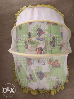 Mee Mee bed with mosquito net- new