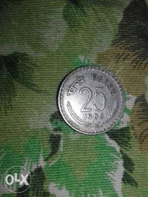 Round Gray 25 Indian Paise Coin
