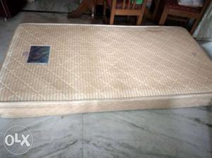 Single bed spring mattress