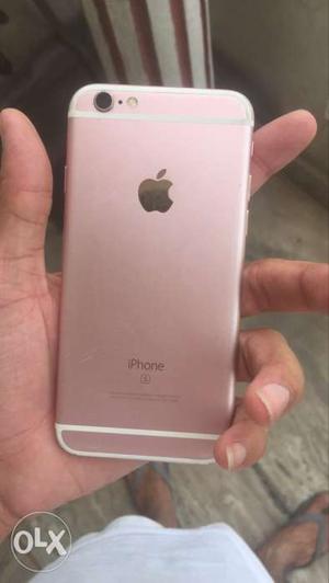 IPhone 6s 64gb rose gold colour with earphones