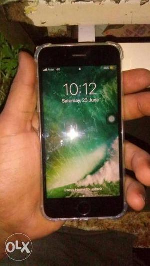 Iphone 6s 64Gb good condition battrry issue...