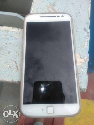 Moto g4 plus gud condition only exchange