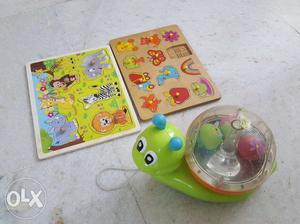 TOYS.. Pull along snail with rotating ball,