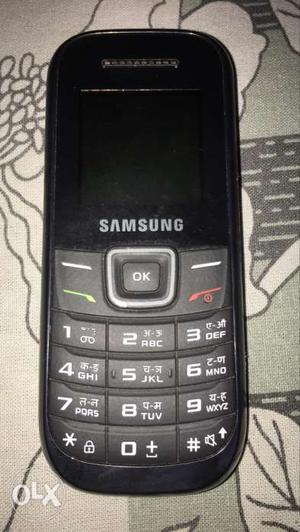 This is a samsung GT-E with mint condition
