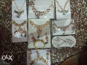 Artificial jewelries all 500