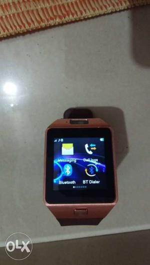 Digital watch with Bluetooth connectivity