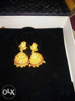 Gold-colored Pendant Earrings
